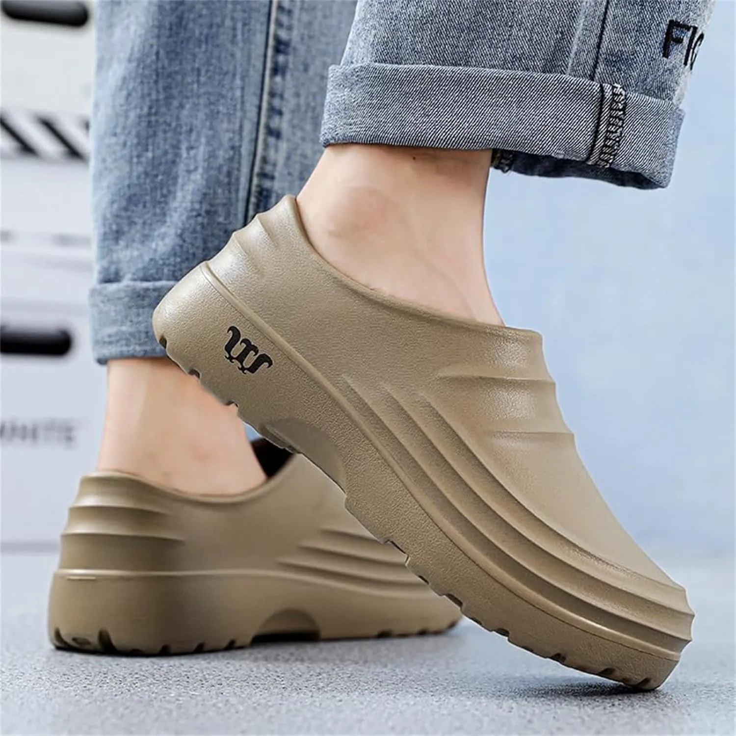 Armadillo Clogs Nurse Garden Shoes for Women Men Non Slip Resistant Work Shoes, Comfortable Nursing Shoe Womens Mules Slip On Oil Resistant Waterproof Chef Gardening Kitchen Food Service Shoe Unisex
