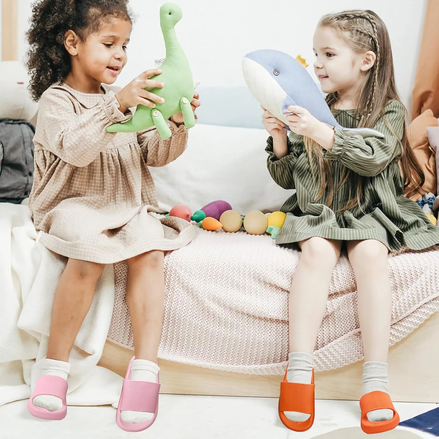 Kids House Slippers Non-Slip Quick Drying Open Toe Super Soft Thick Sole Sandals Home Shower Bathroom Slipper for Toddler Little Kids