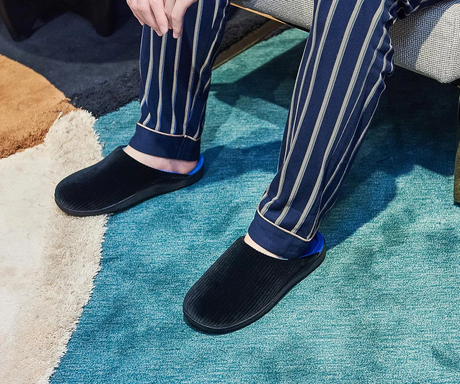 Men's Bedroom House Slippers, Comfy Two-Tone Clog Home Shoes for Men Indoor Outdoor Non-slip Sole, Cozy Mens Half Scuff Closed Toe for Winter